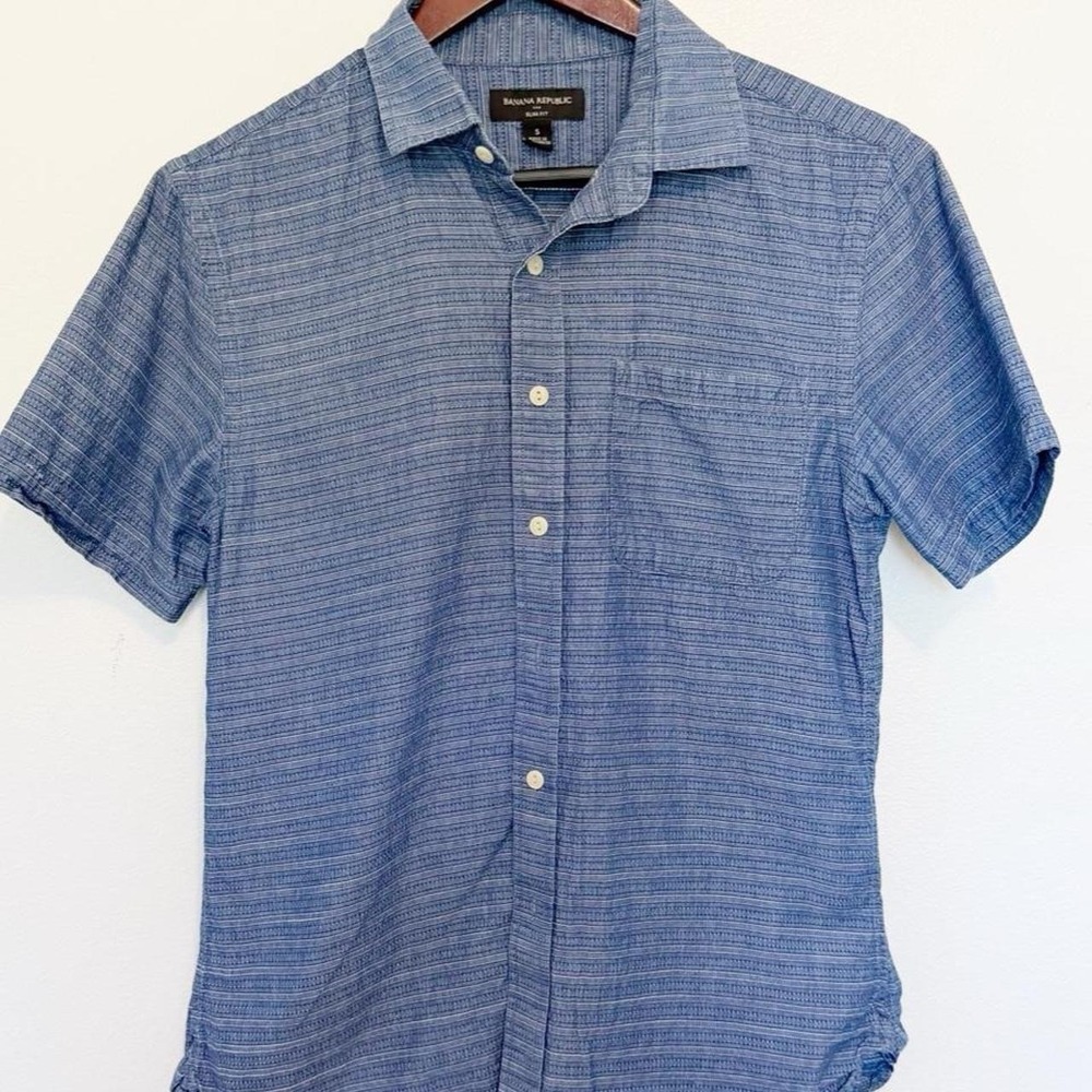 Button shirt men's size small banana republic